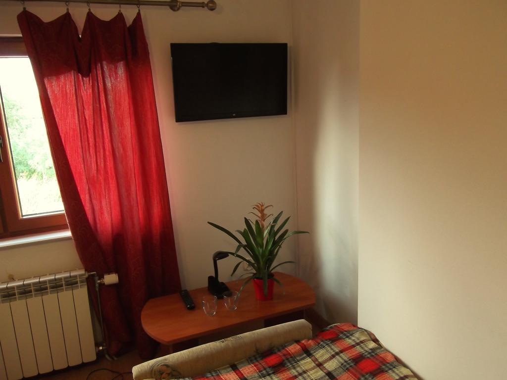 Dworek W Zieleni Warschau Kamer foto